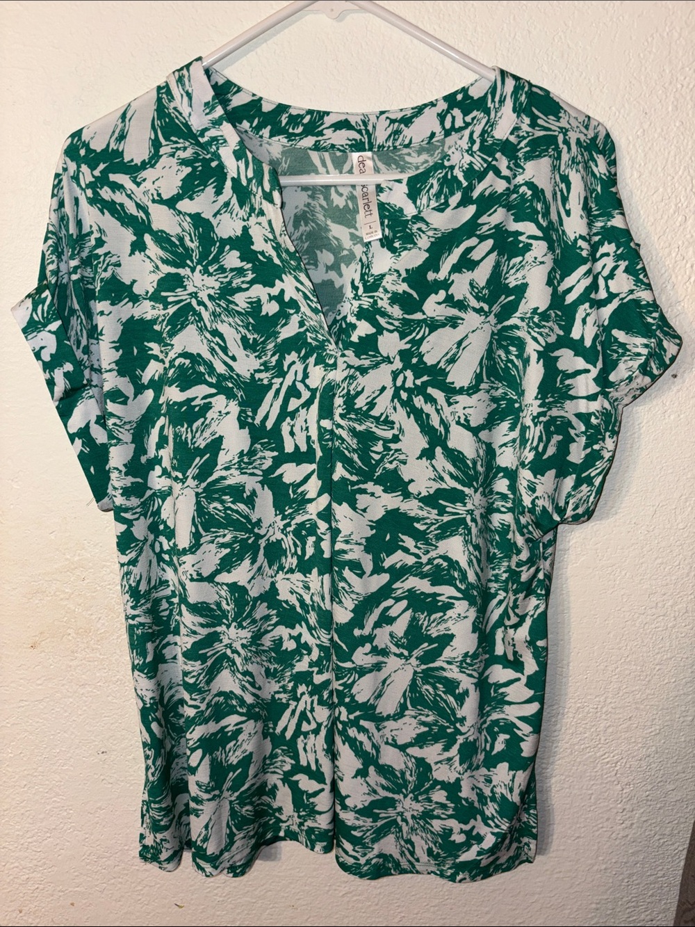 Green Floral V-Neck Tunic Top by Dana Buchman